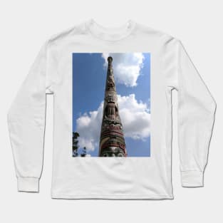 Totem Pole  Virginia Waters Sunningdale  England  UK Long Sleeve T-Shirt